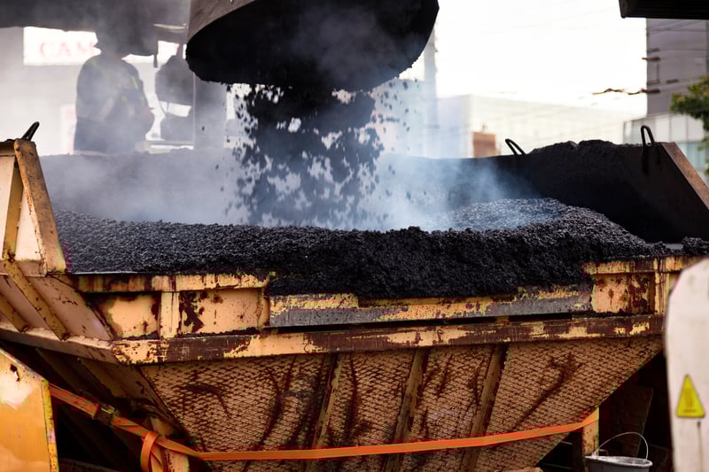 Filled asphalt industrial mixing