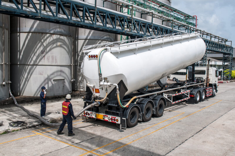 Transfer Cairan dari Tanker ke Tangki